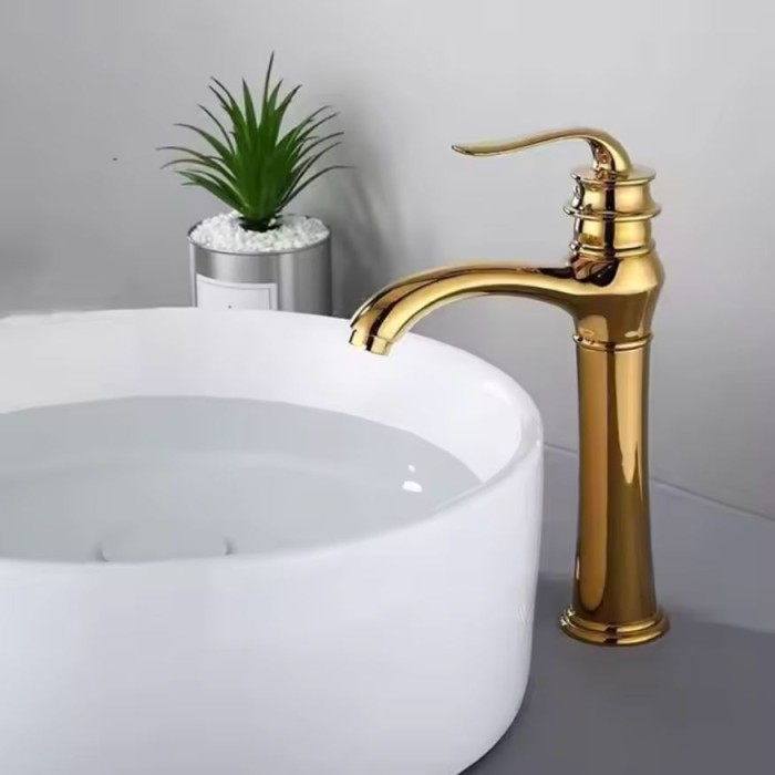 Vòi Lavabo Nóng Lạnh V-5925V Đúc Đồng Nguyên Khối Độ Bền Cao, Không Bị Rỉ Sét Hoen Ố, Chống Oxy Hóa, Bảo Hành 3 Năm.