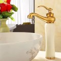 Vòi lavabo rửa mặt chậu cao V-5920T sang trọng, nâng tầm không gian phòng tắm.