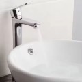 Vòi lavabo đứng V-5805 Vòi chậu rửa nóng lạnh, tiện lợi cho mọi gia đình